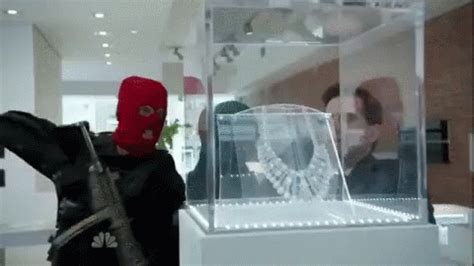 robbery gif|More.